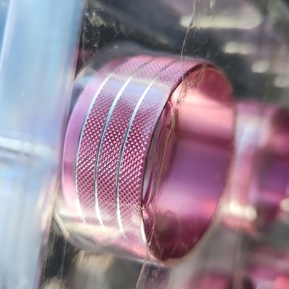 Pink aluminum alloy knob covers for Chevy Silverado 8 pcs NEW in pkg - Picture 3 of 6